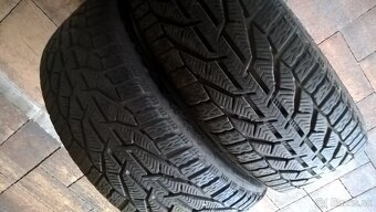 ZIMNÉ 225/45 R18 95V XL NOKIAN BRIDGESTONE a TAURUS cca 7 mm - 12