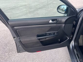 PREDAM VOLKSWAGEN GOLF VI STYLE 2.0TDi 103kW COMBI dovoz DE - 12