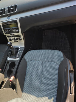 VOLKSWAGEN PASSAT 1.6 TDI B7 - 12