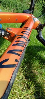 Predám CANYON Spectral CF8 CLLCTV 2024 carbon  vel. M - 12