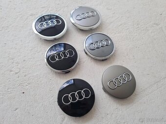 Stredové krytky - pukličky kolies AUDI . - 12