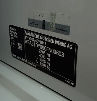 BMW Rad 3 320d mHEV x-Drive A/T Luxury line SK ŠPZ - 12