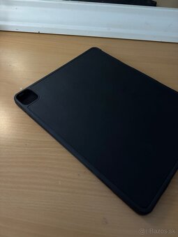 Apple iPad Pro 12.9 (2022) - 12