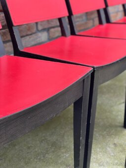 Masívne jedálenské stoličky – 25 ks – - 12