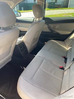 BMW 3 GT 320d - 12