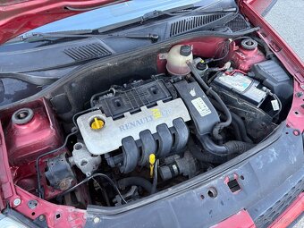 Renault Clio 1.2 16v 55kw - 12