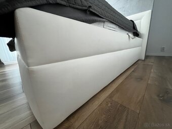 Manželská posteľ. - 12