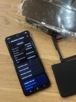 Samsung Z flip 5 512GB Graphite - 12