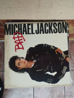 Gramofón LP platne - 12