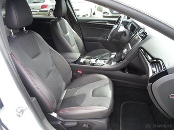 Ford Mondeo Combi 2.0 Hybrid ST-Line 187k eCVT automat - 12