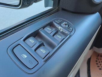 Land Rover Freelander 2 2.2 eD4 XS - 12
