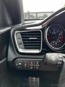KIA Pro_cee’d 1.6 T-GDi GT A/T - 12