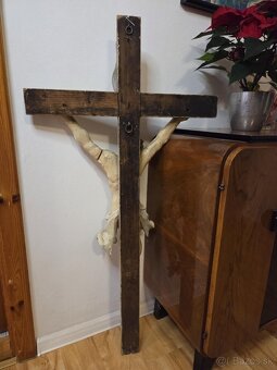 Drevený kríz s jezisom drevenym - 12
