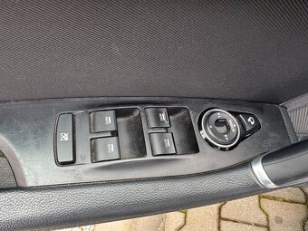 Hyundai i40 1.7 CRDi  Business A/T - 12