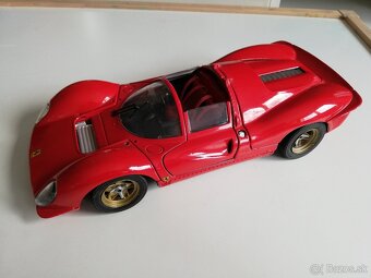 1:18  FERARRI  330P4   1967 - 12