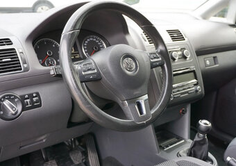 VW Touran 2.0 TDI 103KW - 12