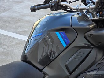 Yamaha mt10 - 12