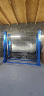 Dvojstlpový zdvihák  4.000 kg/2 m AUTOMAT,ZÁRUKA - 12