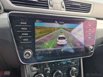 Škoda Superb Combi 2.0 TDI SCR Style 4x4 DSG - 12