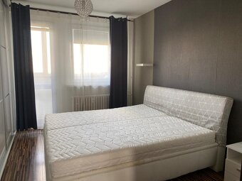 Prenájom 3 i.byt Nám.Hraničiarov BA - 12