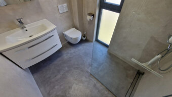 Chorvátsko-3-izbový apartmán s nádherným výhľadom na more - 12