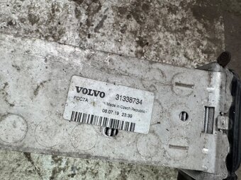 Predám diely Volvo v40 - 12