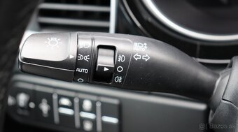Kia Ceed SW 1.6 CRDi MHEV Gold+ A/T - 12