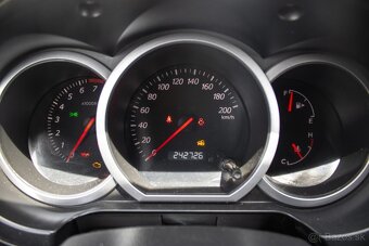 Suzuki Grand Vitara 2.0 i 16v LPG - 12