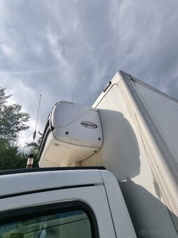 Predam mraziacu nadstavbu 430x210x210 thermo king 380V - 12