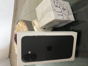 NOVÝ IPHONE 16 plus 128 GB black komplet zapecateny+darcek - 12