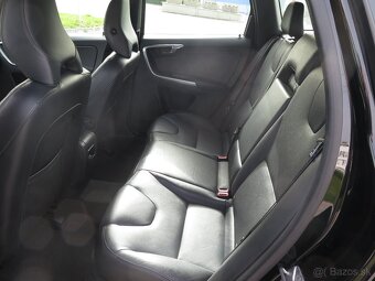 VOLVO XC60 2.0D 4WD - 12
