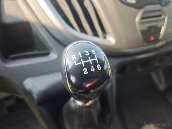 Ford Transit - 12