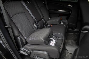 Fiat Freemont 2.0 16V 170k MultiJet Urban 4x4 A/T - 12