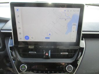 TOYOTA COROLLA CROSS AC STYLE TECH 2,0 HEV 4x4 DPH - 12