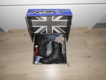 Predam nove panske kozene moto topanky znacky RST AXION MID - 12