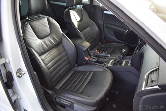 Škoda Octavia 1,6 TDI,STYLE,PANO,NAVI,Bi-xen - 12