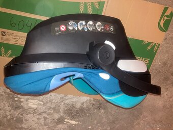 Detská autosedačka - 12