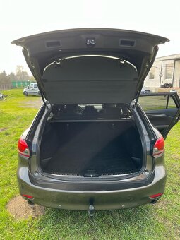 Mazda 6 Wagon 2.5 Skyactiv-G194 Takumi Plus A/T - 12