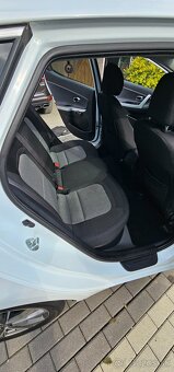 Kia ceed 1.6 crdi 100kw 150 000 km SR - 12