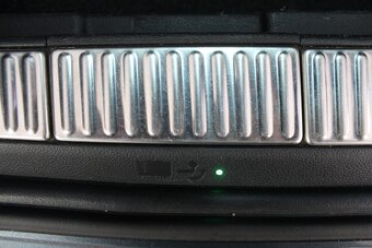 Škoda Superb Combi 2.0 TDI SCR L&K 4x4 DSG - 12