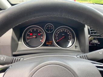 Opel Zafira B 1.6T CNG - 12