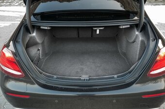 Mercedes-Benz E trieda 400 3.5l 4x4 245kw 2016 full vybava - 12