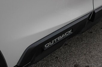 Subaru Outback 2.5i ES Premium AWD Lineartronic - 12