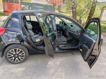 Renault Clio 1.2 benzín 55 KW - 12