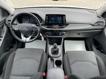 Hyundai i30 CW 1.6 CRDi Family - 12