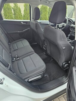 Ford Kuga 1.5tdci 88kw r.v. 2021 LED svetlá, NAVI, vyhrev - 12