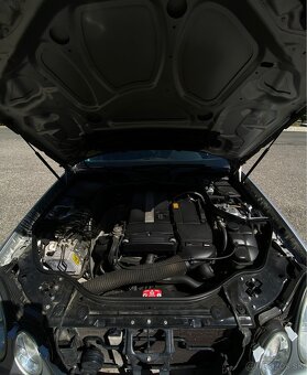 Mercedes-benz E200 kompressor benzín (W211) - 12