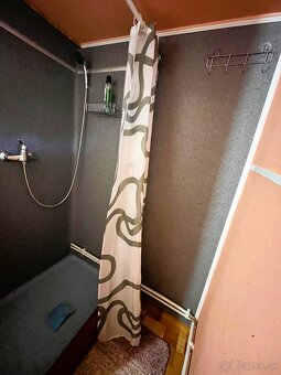 Chatka,rekreačný domček,obec Bátovce nad priehradou Lipovina - 12