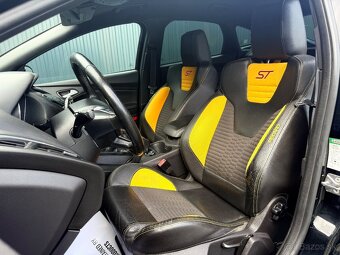 Ford Focus ST Recardo sedadla - 12