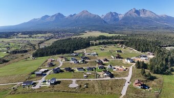 🏔️ Stavebný pozemok slnečný, výhľadom na Vysoké Tatry - 12